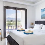 Santa Barbara Sea Front And Aparthotel