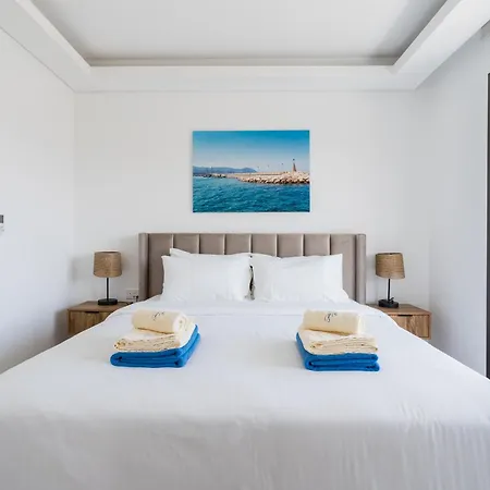 מלון דירות Santa Barbara Sea Front And 3*