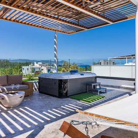 מלון דירות Santa Barbara Sea Front And 3*
