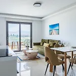 Santa Barbara Sea Front And 아파트호텔