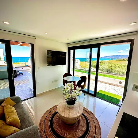 Aparthotel Santa Barbara Sea Front And
