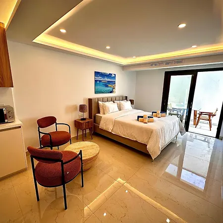 アパートホテル Santa Barbara Sea Front And Polis