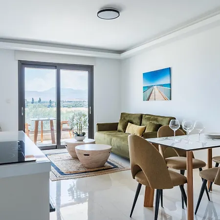 Santa Barbara Sea Front And Appart hôtel